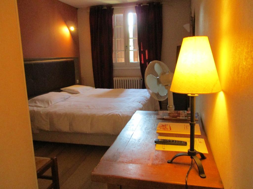Hotel La Flambee Bergerac Exterior foto